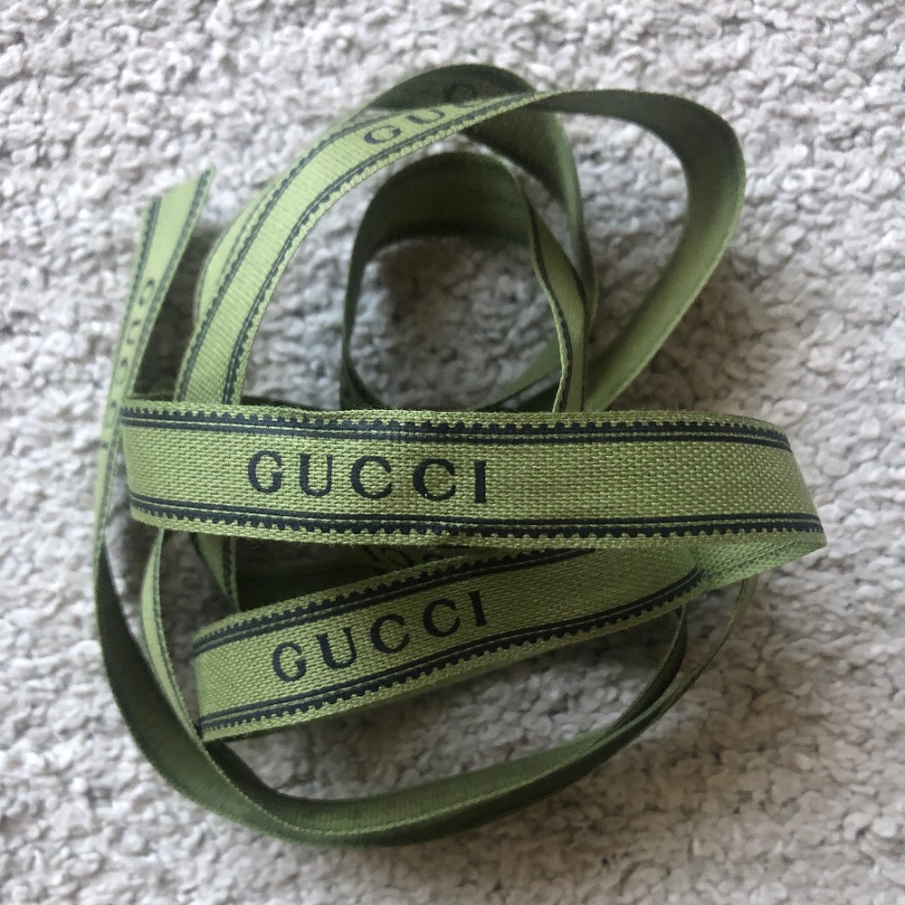 Authentic Gucci Green Ribbon With Black Gucci Logo.161 cm.